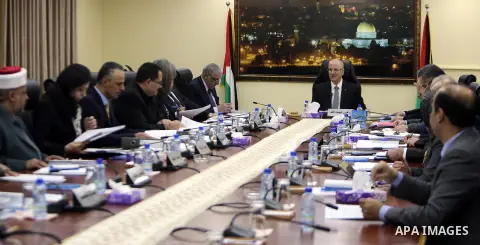 Palestinian Prime Minister, Rami Hamdallah, chairs a meeting of minister council, in the West bank city of Ramallah, on February 20, 2018. Photo by Prime Minister Office