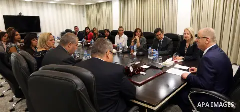 Palestinian Prime Minister, Rami Hamdallah, meets with a delegation of businesswomen from the Palestinian community in Chile, in the West bank city of Ramallah, on July 5, 2018. Photo by Prime Minister Office