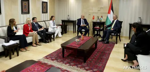 Palestinian Prime Minister Rami Hamdallah meets with Minister for Foreign Affairs of Montenegro, Sirjan Darmanwick in the West Bank city of Ramallah on July 17, 2018. Photo by Prime Minister Office