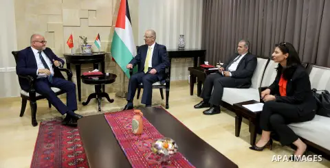 Palestinian Prime Minister Rami Hamdallah meets with Minister for Foreign Affairs of Montenegro, Sirjan Darmanwick in the West Bank city of Ramallah on July 17, 2018. Photo by Prime Minister Office