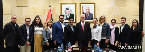 Palestinian Prime Minister Rami Hamdallah meets with a delegation from the Canadian Liberal Party, in the West Bank city of Ramallah on November 21, 2018. Photo by Prime Minister Office