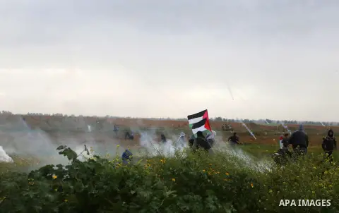 Palestinian protesters clash with Israeli troops following the tents protest where Palestinians demand the right to return to their homeland at the Israel-Gaza border, in Khan Younis in the southern Gaza Strip, March 01,...