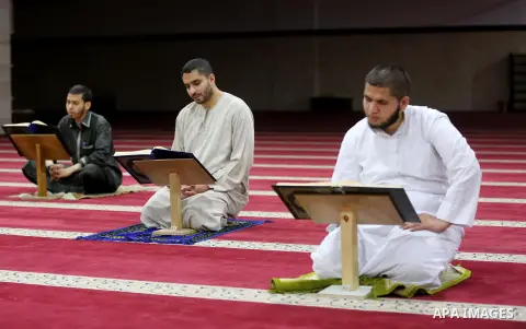 Palestinian Muslim worshippers pray Laylat al-Qadr at a mosque in Khan Younis southern of Gaza strip, on May 20, 2020. on the occasion of Laylat al-Qadr which falls on the 27th day of the fasting month of Ramadan. Laylat...