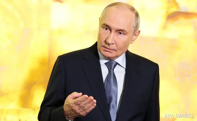 Russian President Vladimir Putin answers questions from media representatives in St. Petersburg, Russia, on September 25, 2026. Putin said proposals for settling the war in Ukraine remain on the table but that Moscow wou...