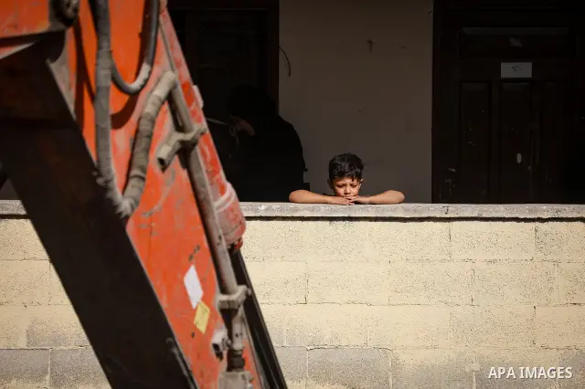 Civil Defense crews recover the bodies of Palestinians from beneath the rubble of a house belonging to the Attallah family, which was destroyed in an Israeli strike during the war, in Gaza City on September 26, 2026. Res...